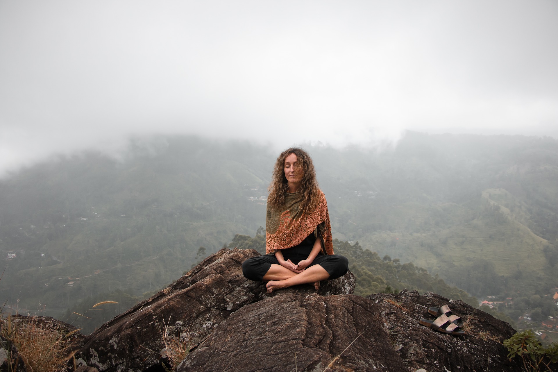 meditate-gca1081f03_1920